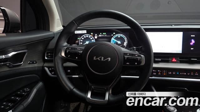Kia Sportage 2024 — Фото 13/20