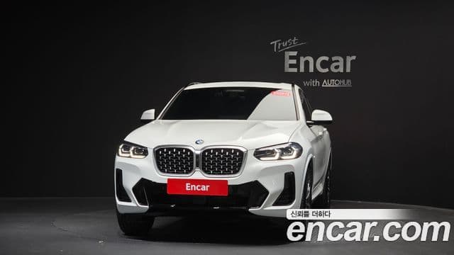 BMW X4 2024 — Photo 8/34