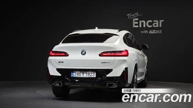 BMW X4 2024 — Photo 25/34