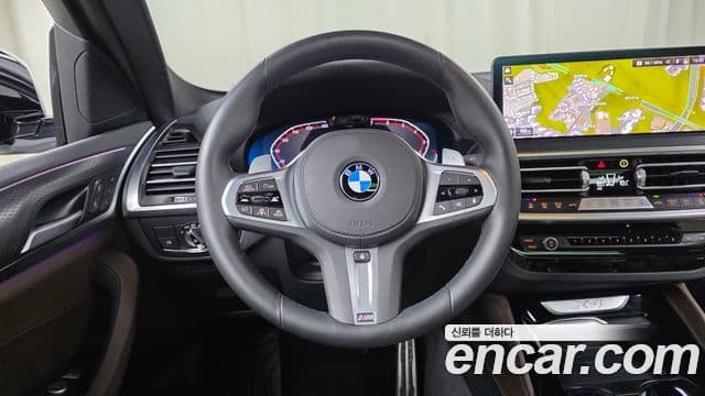 BMW X4 2024 — Photo 32/34