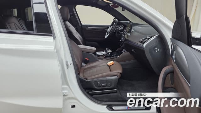 BMW X4 2024 — Photo 14/34