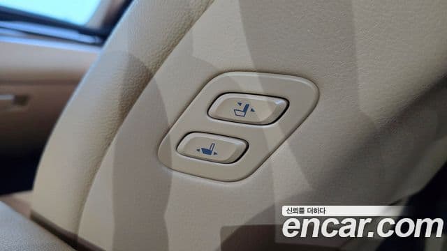 Kia The K9 2022 — ფოტო 9/32