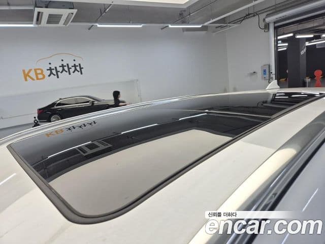 Genesis GV80 2023 — Photo 2/20