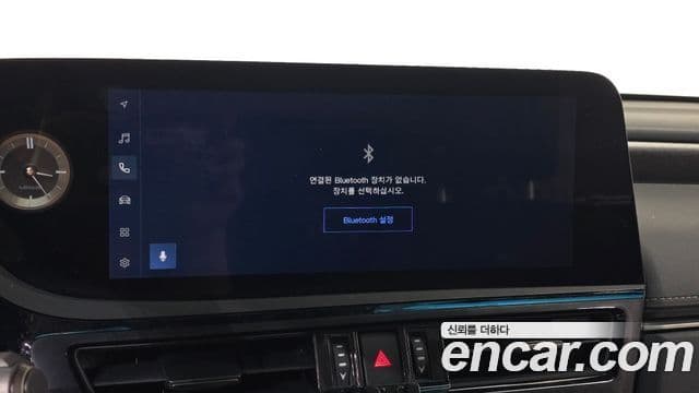 Lexus ES300h 2025 — ფოტო 17/33