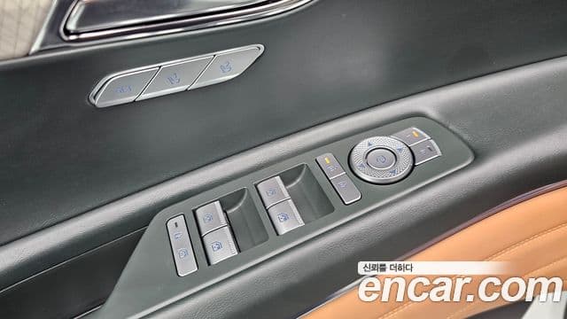 Genesis GV80 2024 — ფოტო 18/32