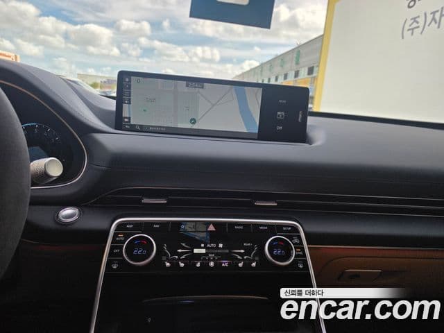 Genesis GV80 2023 — ფოტო 2/19