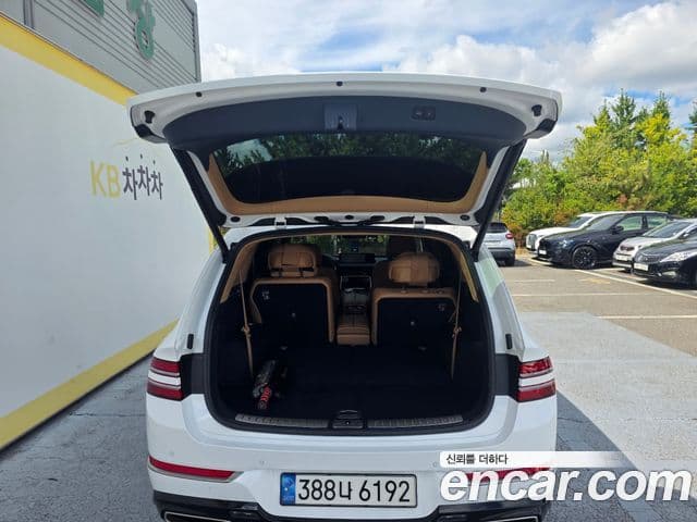 Genesis GV80 2023 — ფოტო 11/19