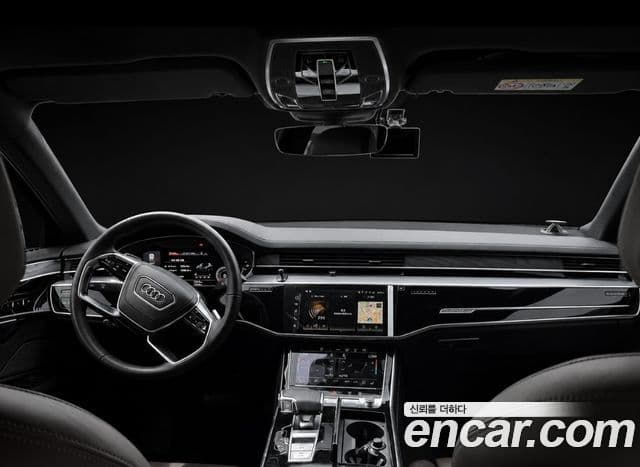Audi A8 2022 — Photo 11/15