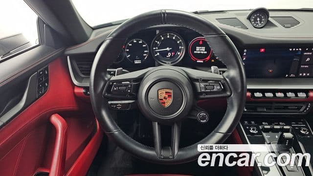 Porsche 911 2020 — Photo 35/35