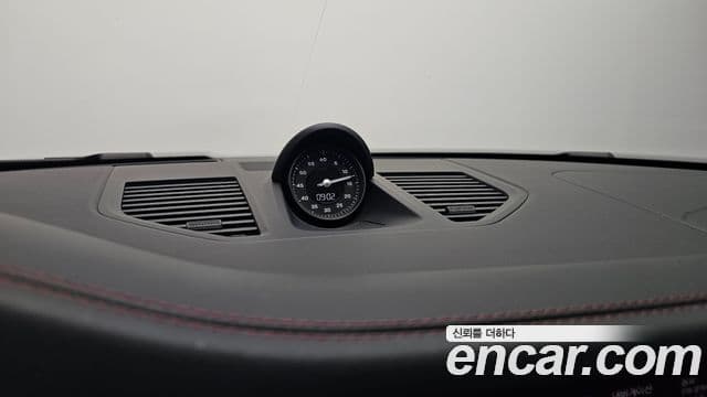 Porsche 911 2020 — Photo 3/35