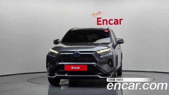 Toyota RAV4 2023 — Şəkil 21/35