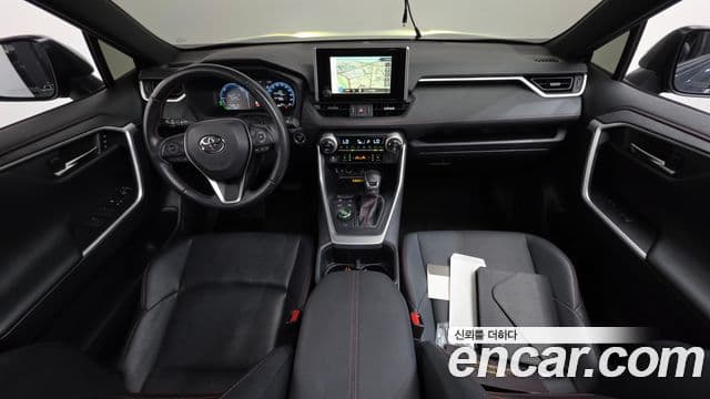 Toyota RAV4 2023 — Şəkil 27/35