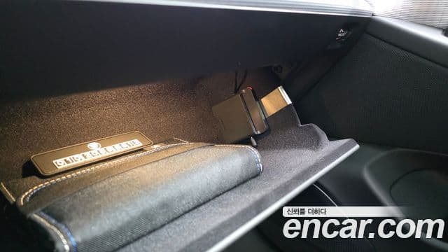 BMW 5 Series 2025 — Photo 3/32