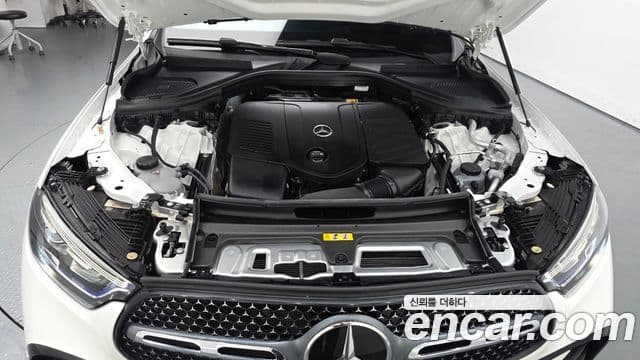 Mercedes-Benz GLC-Class 2026 — Photo 23/32