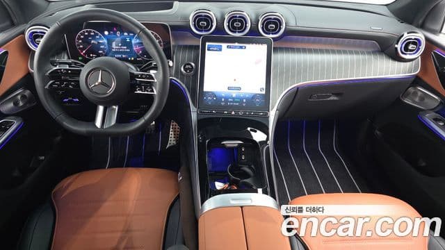 Mercedes-Benz GLC-Class 2026 — Photo 32/32