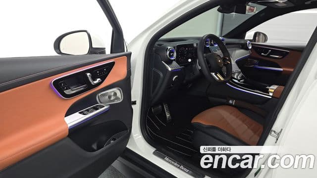 Mercedes-Benz GLC-Class 2026 — Photo 20/32