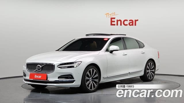 Volvo S90 2023 — Фото 1/20