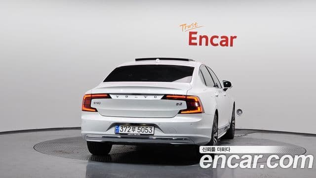 Volvo S90 2023 — Фото 4/20