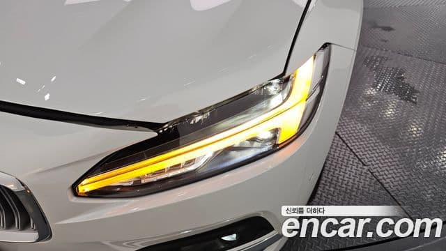 Volvo S90 2023 — Şəkil 22/30