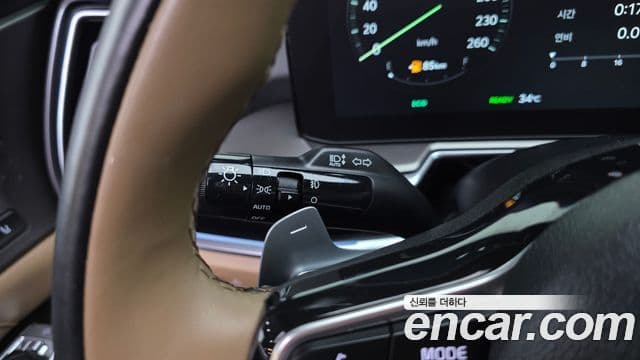 Kia Sorento 2025 — ფოტო 37/39