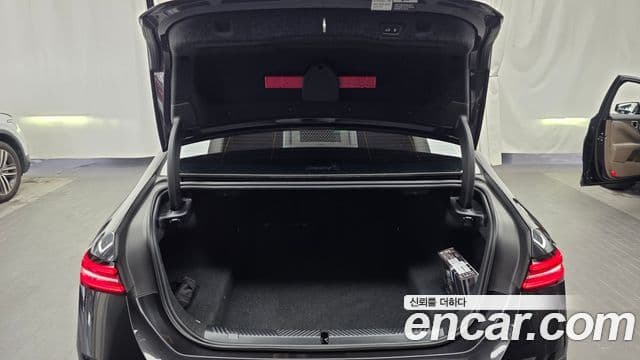 BMW 5 Series 2026 — Photo 17/20