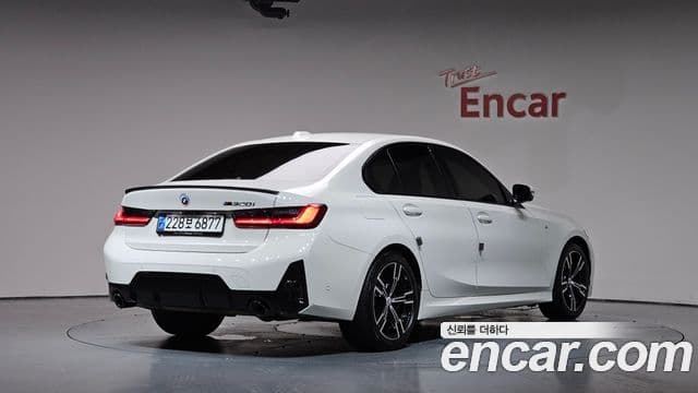 BMW 3 Series 2024 — Şəkil 13/36