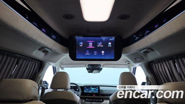 Kia Carnival 2024 — Фото 18/20