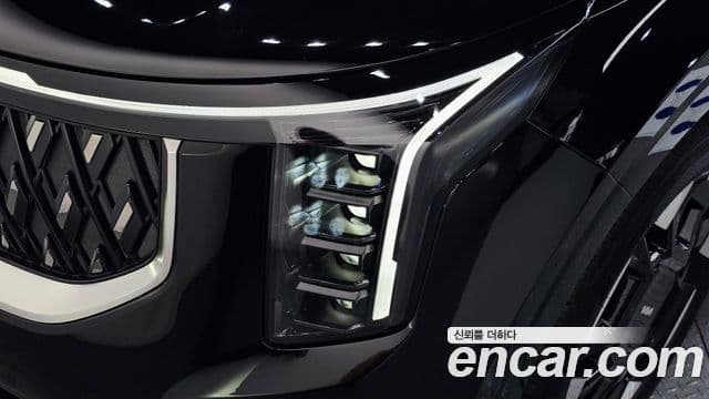 Kia Carnival 2024 — Photo 30/47