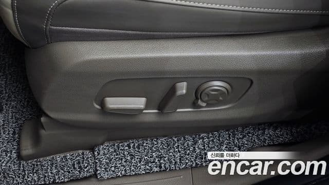 Kia Carnival 2024 — Photo 33/47