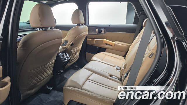 Kia Sorento 2024 — Şəkil 14/38