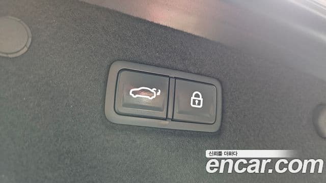 Kia K8 2022 — Photo 27/32