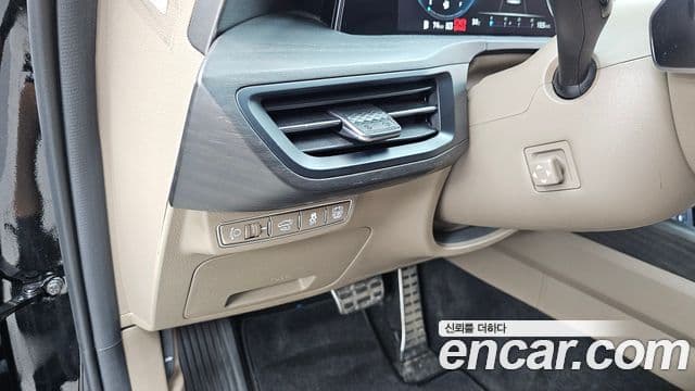 Kia K8 2022 — Photo 12/32