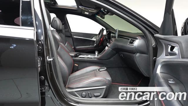 Genesis G70 2019 — Şəkil 1/30