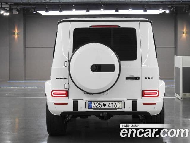 Mercedes-Benz G-Class 2022 — Photo 12/20
