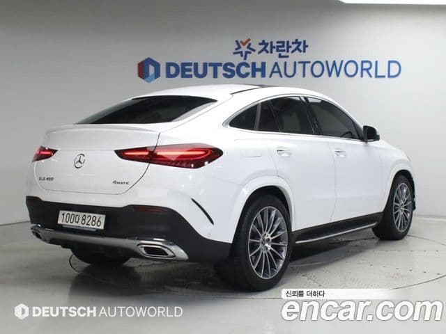 Mercedes-Benz GLE-Class 2025 — Photo 17/20