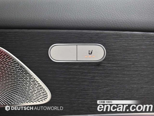 Mercedes-Benz GLE-Class 2025 — Photo 8/20