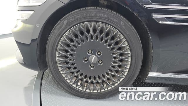 Genesis G80 2021 — Photo 1/20