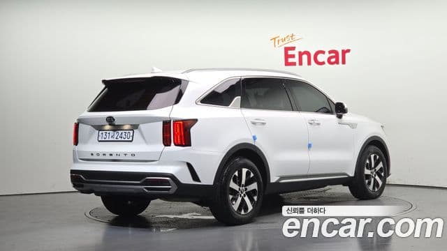 Kia Sorento 2021 — Фото 2/20