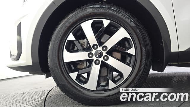 Kia Sorento 2021 — Фото 5/20
