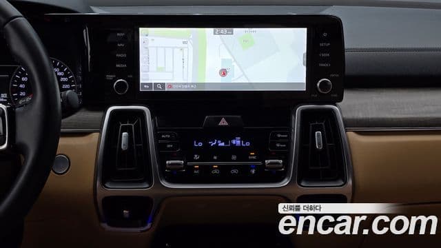 Kia Sorento 2021 — Фото 14/20