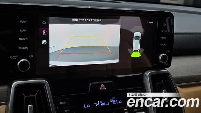 Kia Sorento 2021 — Фото 16/20