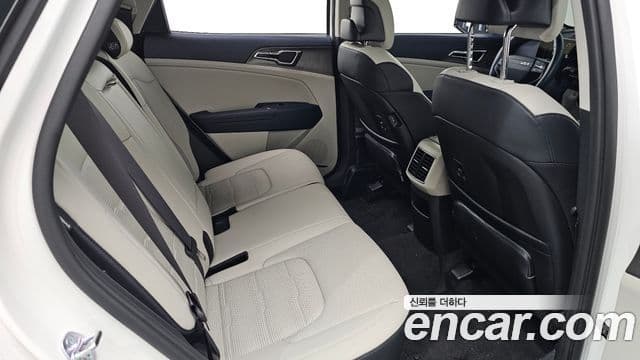 Kia Sportage 2025 — Фото 12/20