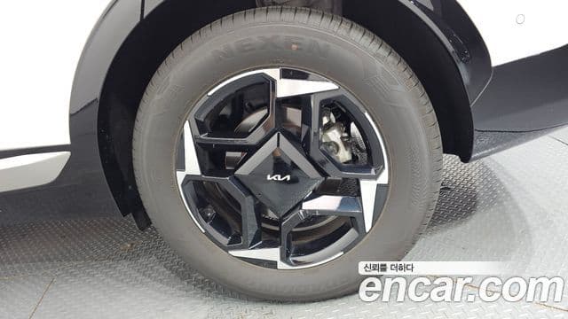Kia Sportage 2025 — Photo 5/31