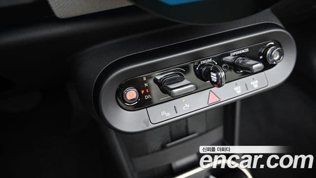 Mini Cooper S Convertible 2025 — ფოტო 12/20
