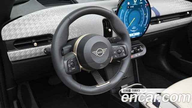 Mini Cooper S Convertible 2025 — ფოტო 19/20