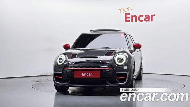 Mini Cooper S Clubman 2020 — Фото 3/20