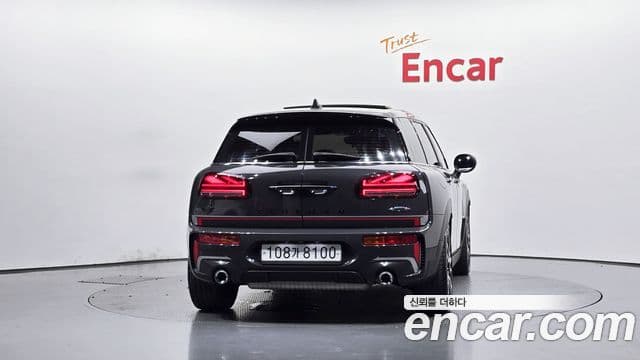 Mini Cooper S Clubman 2020 — Фото 4/20