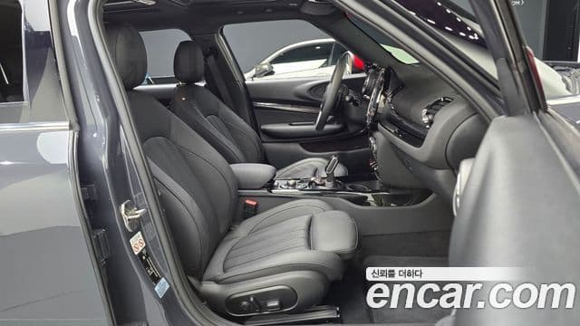 Mini Cooper S Clubman 2020 — Фото 11/20