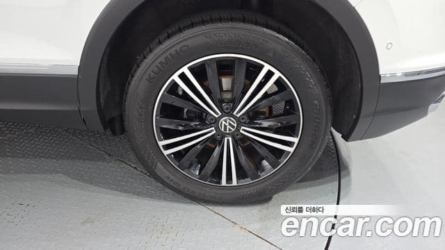 Volkswagen Tiguan 2022 — Şəkil 4/32