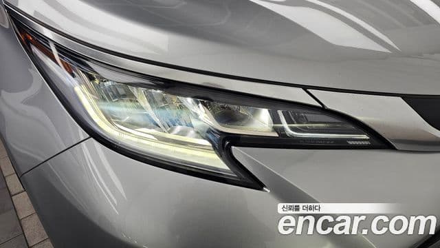 Toyota Sienna 2022 — ფოტო 27/34